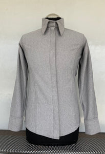 FULL ZIPPER BLUSE Geripptes Elasthan.   Hellgrau